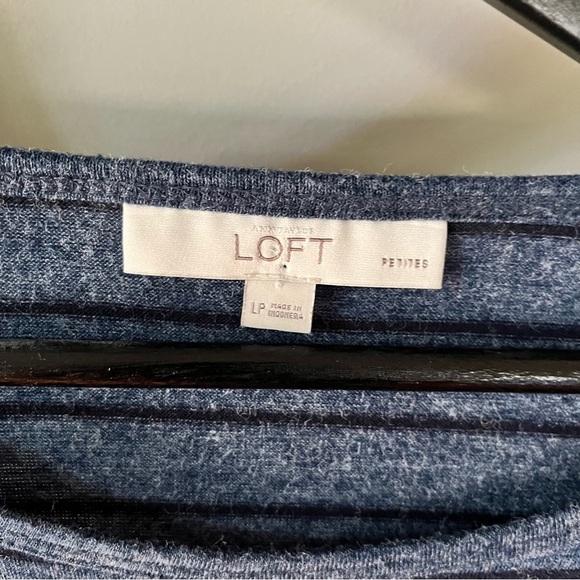 Ann Taylor LOFT Blue Striped Casual Sweater L - Picture 5 of 8